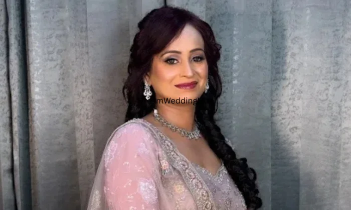 Glitter glaze by Vaishali